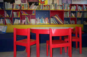 i tavolini per i lettori più piccoli